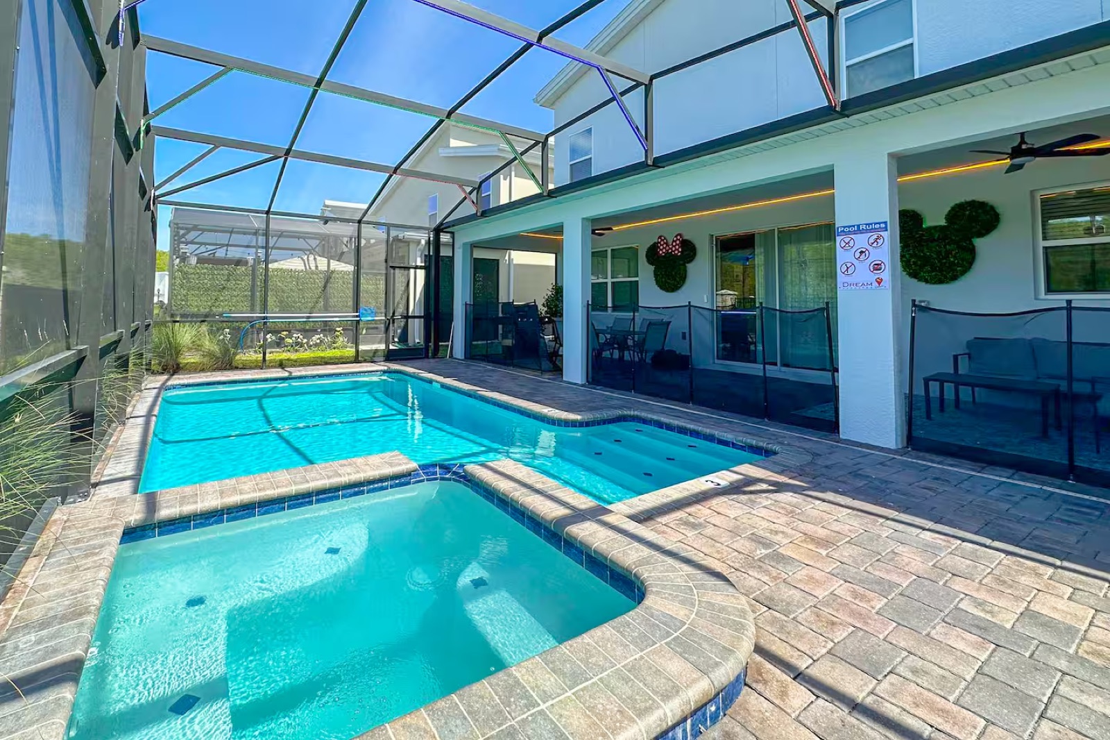 Private pool + spa